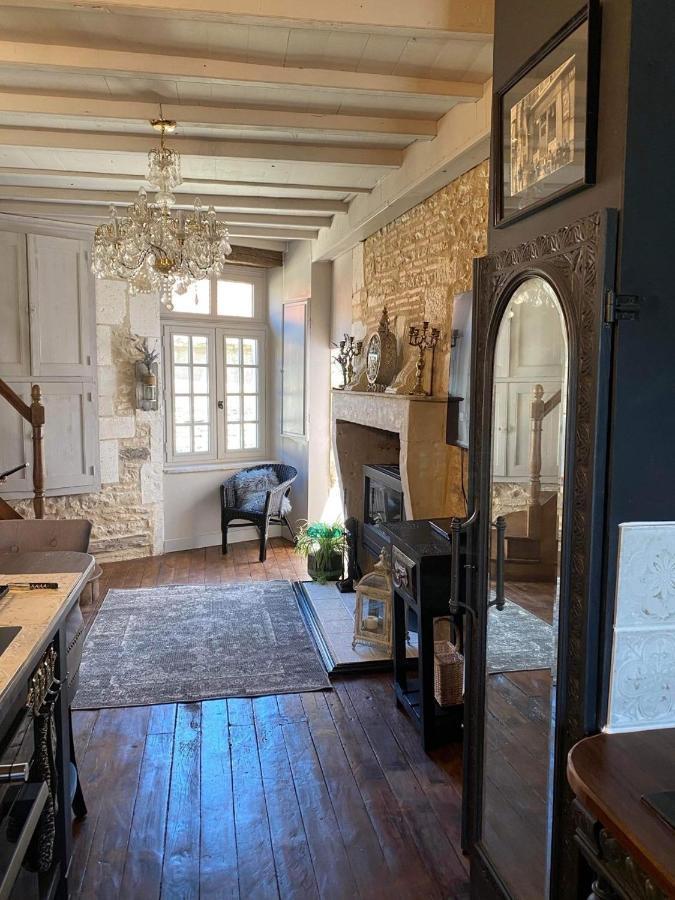 La Cour Blanche Villa Verteuil-sur-Charente Exterior photo
